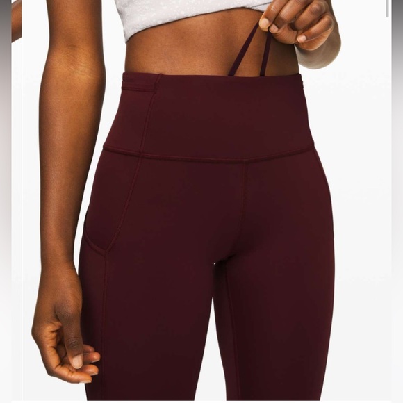 LULULEMON FAST AND FREE 7/8 TIGHTS 25” - SIZE 4 - GARNET - Picture 3 of 7